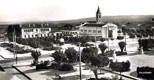 AIN KERMES - EGLISE ET MAIRIE